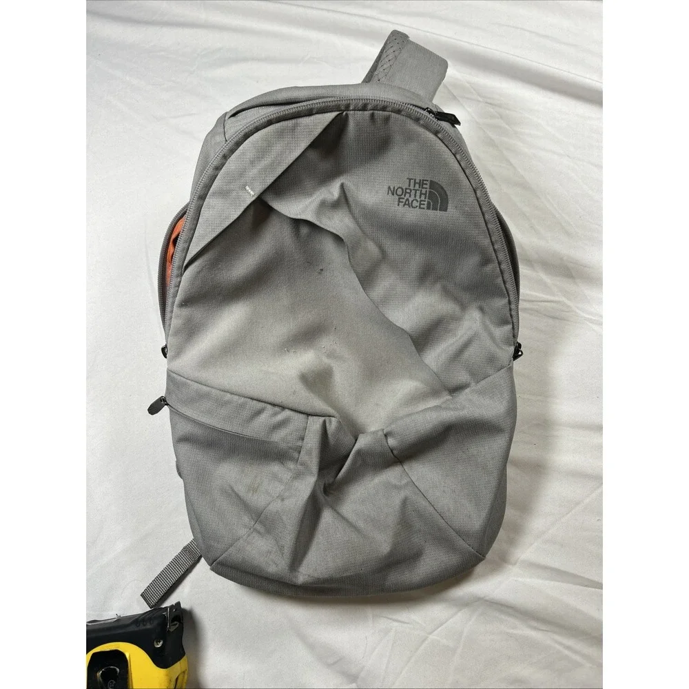 The North Face Electra Hiking Backpack Gray Zip Padded Straps Used